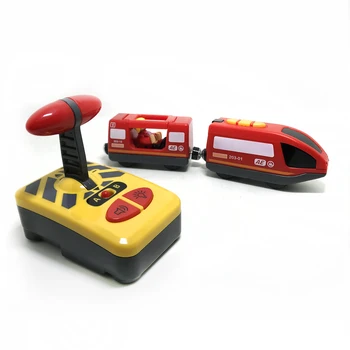 De vânzare la cald nou control de la distanță tren electric 2 secțiuni magnetic link-ul compatibil jucărie roșie armonie vagon de tren din lemn W04